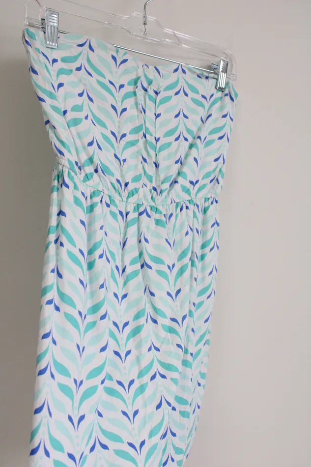 Francescas Rings Francescas Blue White Patterned Sleeveless Dress M