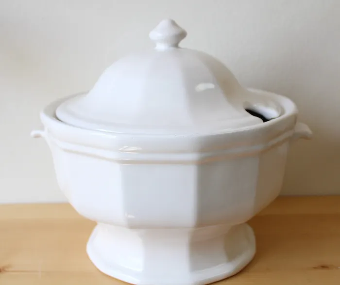 Large White Ceramic Soup Serving Dish Jubilee Thrift Rings