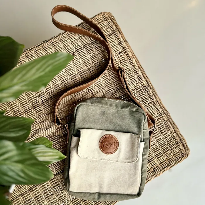 LUUKS Necklaces Canvas and Leather Kingfisher Birding Sling Bag