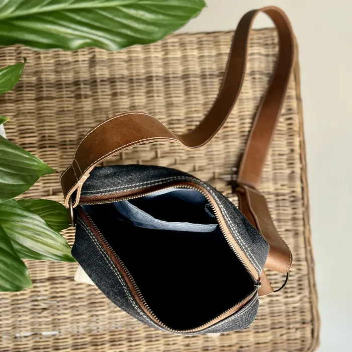 LUUKS Necklaces Canvas and Leather Kingfisher Birding Sling Bag