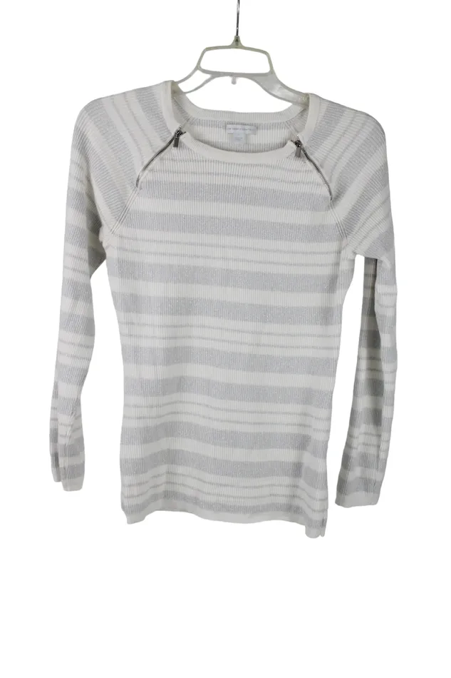 New York Company Rings New York Co White Silver Shimmer Knit Sweater M