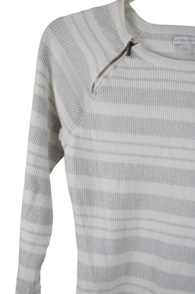 New York Company Rings New York Co White Silver Shimmer Knit Sweater M