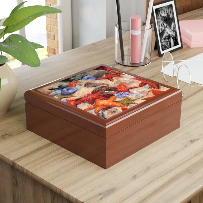 Portraits by NC Earrings Jewelry Box Starfish Laquered Keepsake Box