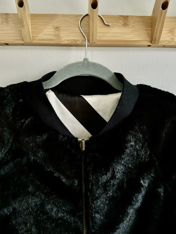 ZETSKE Earrings Reversible Bomber Jacket Houndstooth
