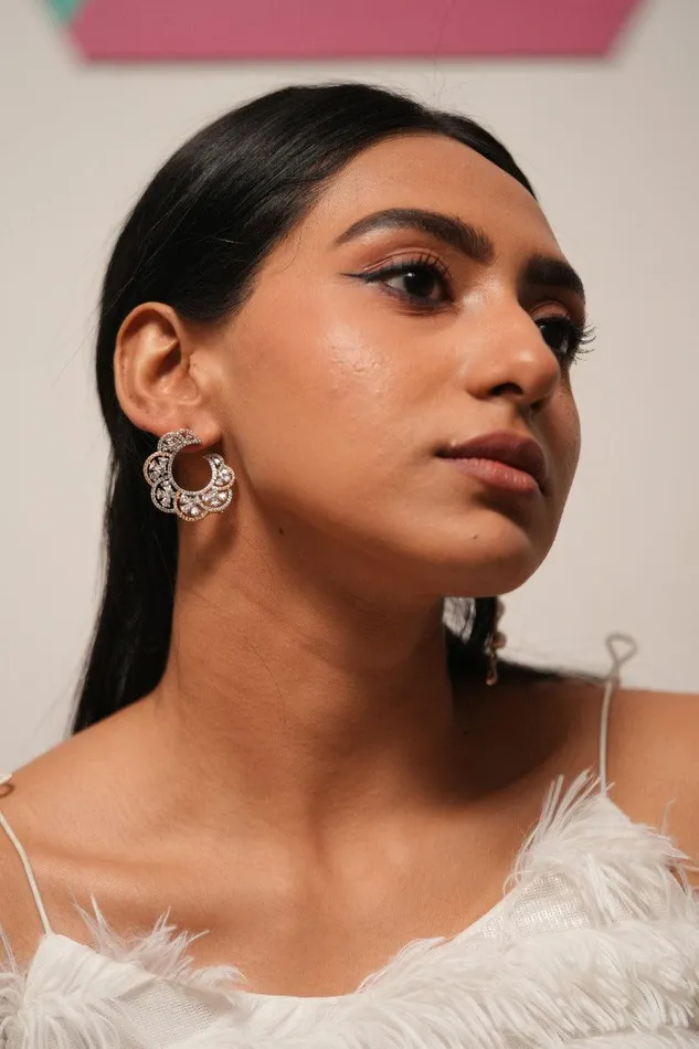Attrangi Necklaces Array Of Diamonds Mid Sized Studs