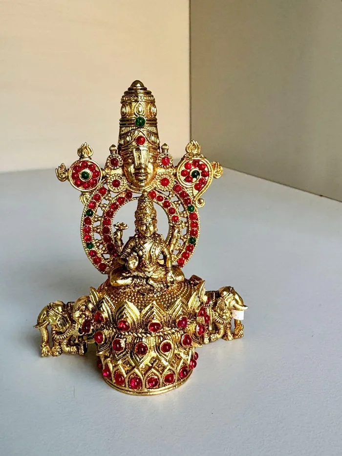 Attrangi Tirupati Lakshmi Gold Ginni Kumkum Gift Box Necklaces