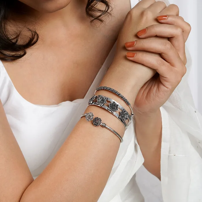 Bracelets Teejh Teejh Nubra Stacked Bracelet Set