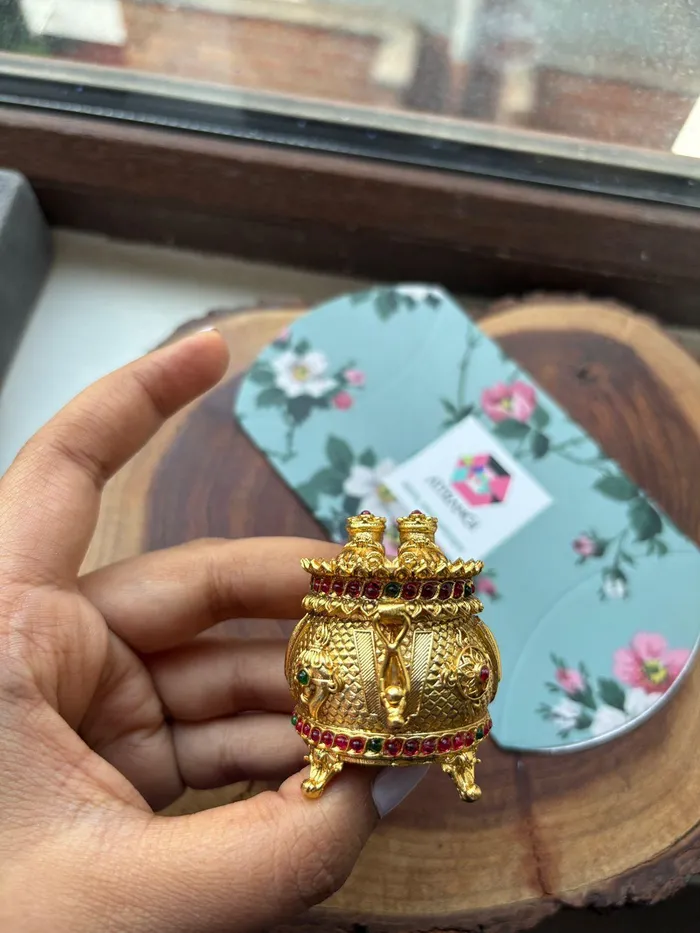 Charan Paduka Ginni Kumkum Gift Box Attrangi Necklaces