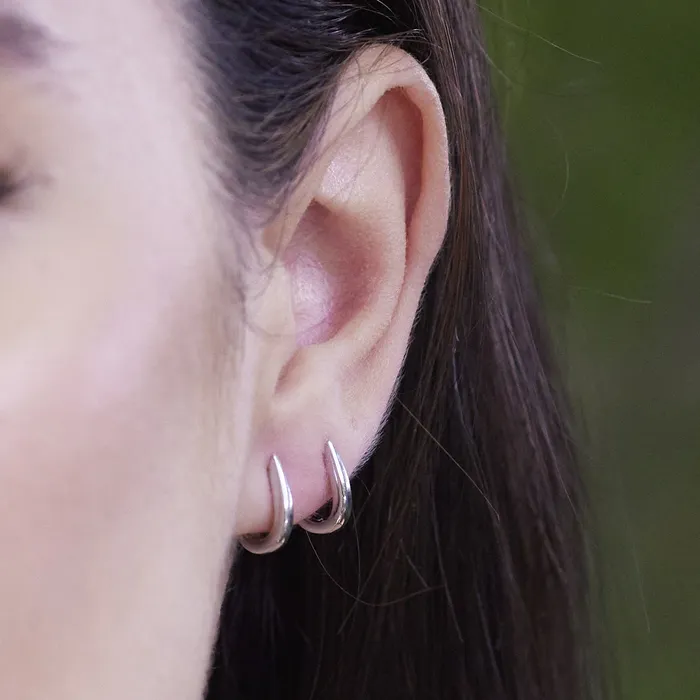 Earrings Claw Huggie Earrings Scream Pretty Earrings Claw Huggie Earrings Scream Pretty