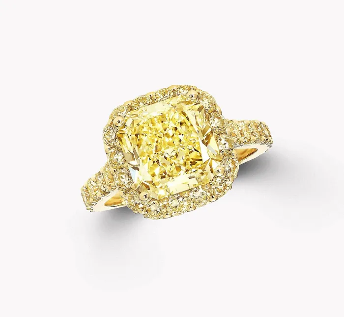 Rings 4 Carat Cushion Moissanite Ring Vivid Yellow 6x8mm VVS Halo Cathedral Pave Vermeil Leyloon Jewelry