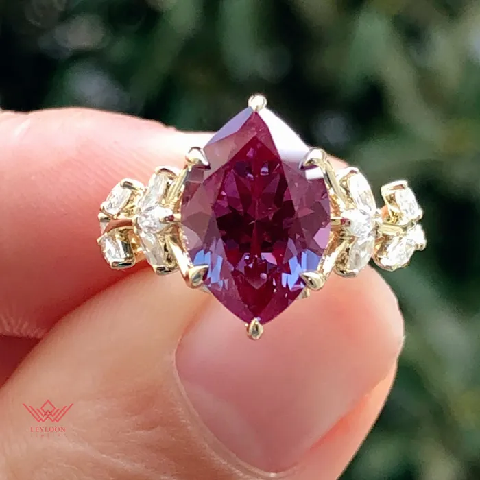 Rings Leyloon Jewelry Marquise Cut Floral Infinity Shank VVS Lab Grown PurpleGreen Alexandrite Ring
