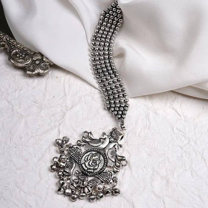Rings Teejh Teejh Garima silver oxidised Maang Tika