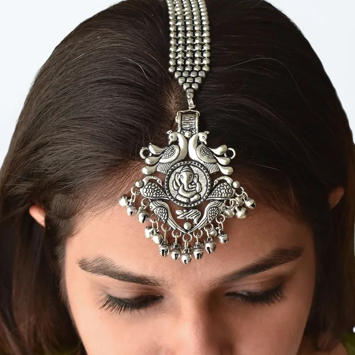 Rings Teejh Teejh Garima silver oxidised Maang Tika Rings Teejh Teejh Garima silver oxidised Maang Tika