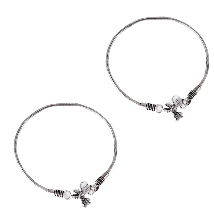 Rings Teejh Teejh Ruhaani Silver Anklets