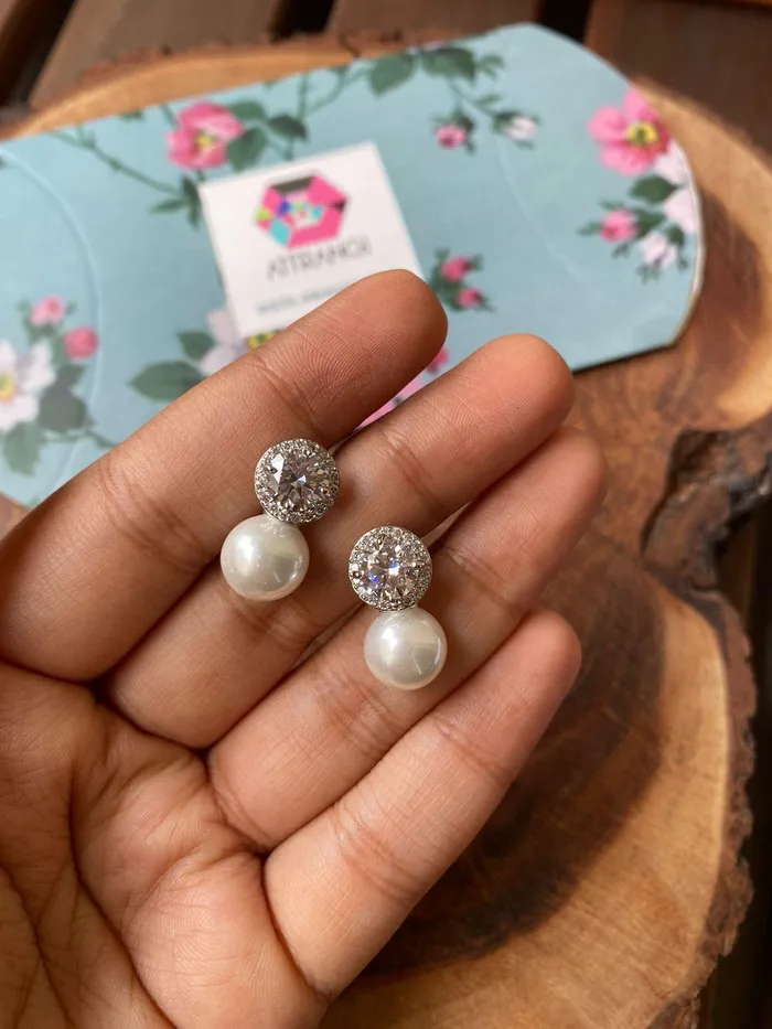 Round Pearl Drop Earring attrangi1 Earrings