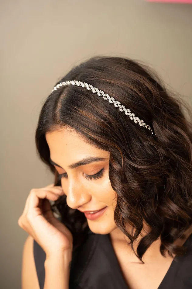 Simple Diamond HairBand Sheeshband Attrangi Rings Simple Diamond HairBand Sheeshband Attrangi Rings