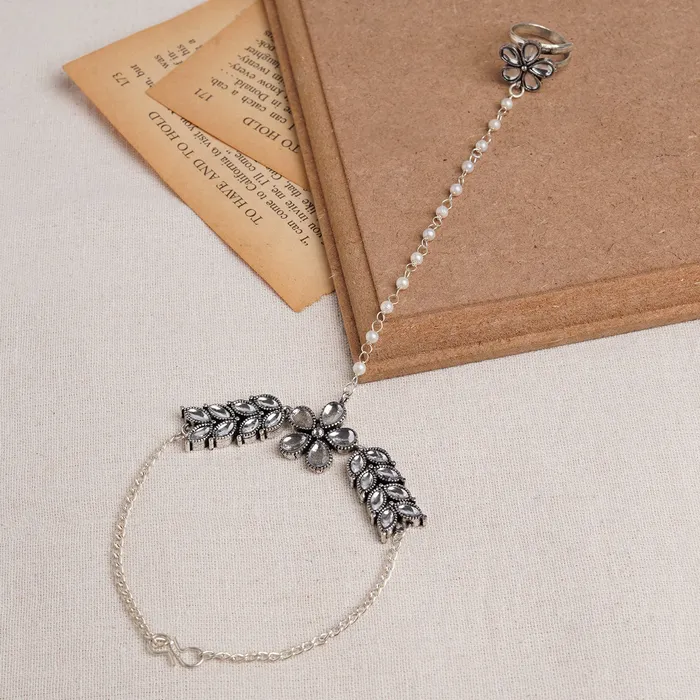 Teejh Teejh Rajnandini Silver Oxidised Hathphool Rings