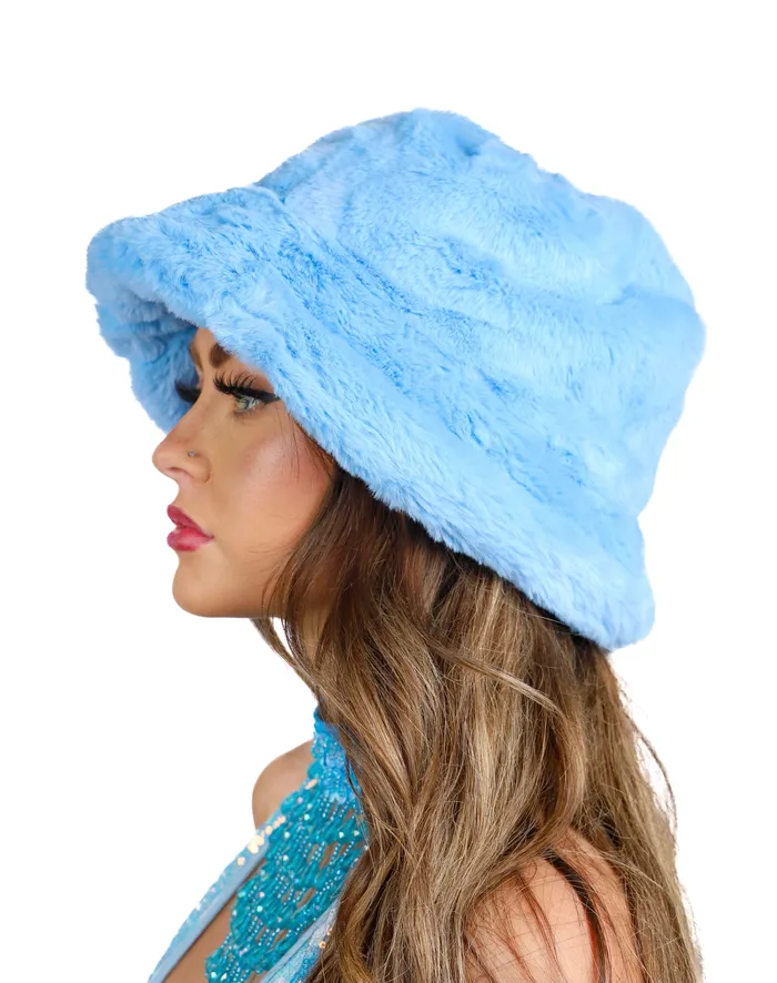 THE LUMI SHOP Rings Baby Blue Fuzzy Hat