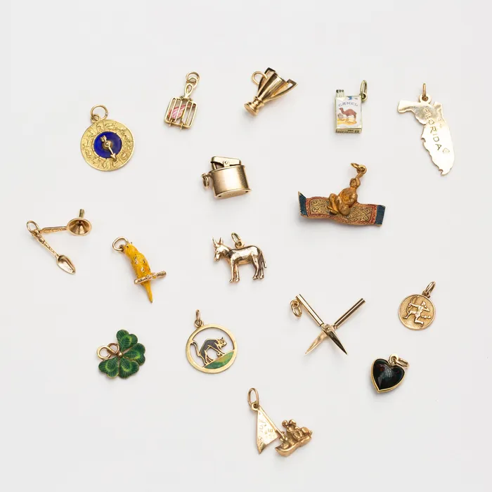 Vintage Earrings Florida 14k Gold Charm