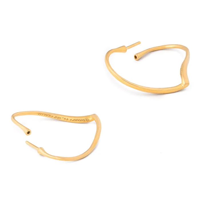 Vintage Earrings Tiffany Co Elsa Peretti 18k Gold Heart Shaped Hoop Earrings