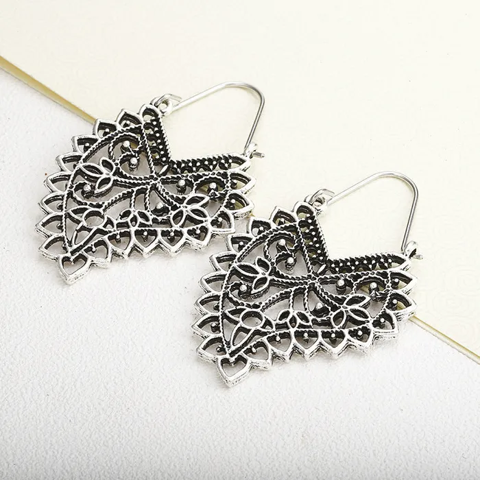 01 E1339 Silver Openwork Pattern Earrings Earrings