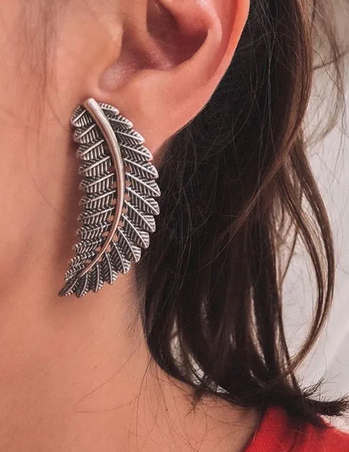 02 Earrings E1546 Silver Textured Feather Earrings
