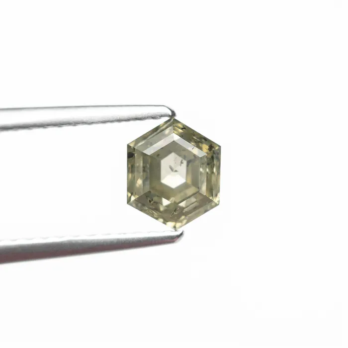 107ct 636x529x398mm Hexagon Step Cut 2545511 Misfit Diamonds Rings