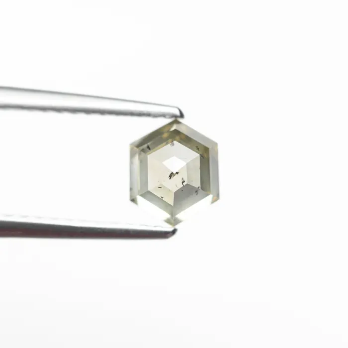 107ct 636x529x398mm Hexagon Step Cut 2545511 Misfit Diamonds Rings