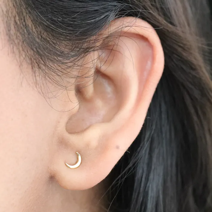18K Gold Crescent Moon Earrings Dainty Stud Earrings For Women Jewelvers Earrings