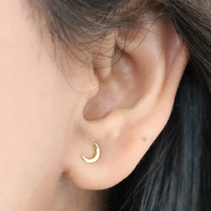 18K Gold Crescent Moon Earrings Dainty Stud Earrings For Women Jewelvers Earrings