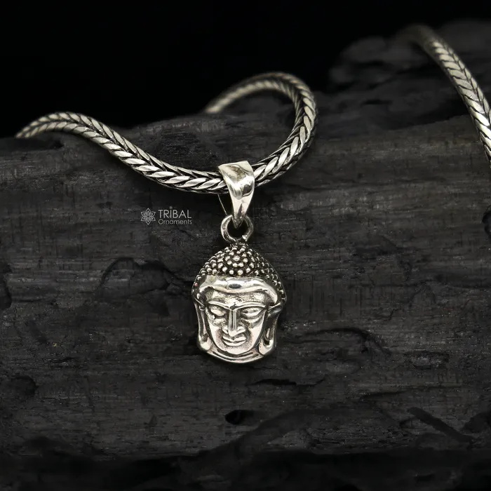925 silver Lord Buddha face pendant symbolizing the aspiration to cultivate inner peace wisdom deeper understanding of the world NSP749 TRIBAL ORNAMENTS Necklaces