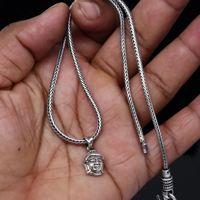 925 silver Lord Buddha face pendant symbolizing the aspiration to cultivate inner peace wisdom deeper understanding of the world NSP749 TRIBAL ORNAMENTS Necklaces
