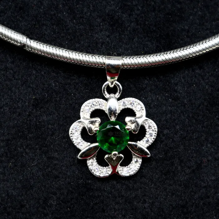925 sterling silver fabulous pendant beautiful stone at its center adding a touch of natural beauty and sophistication to any outfit nsp629 TRIBAL ORNAMENTS Necklaces
