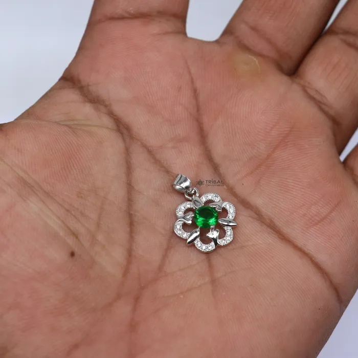 925 sterling silver fabulous pendant beautiful stone at its center adding a touch of natural beauty and sophistication to any outfit nsp629 TRIBAL ORNAMENTS Necklaces