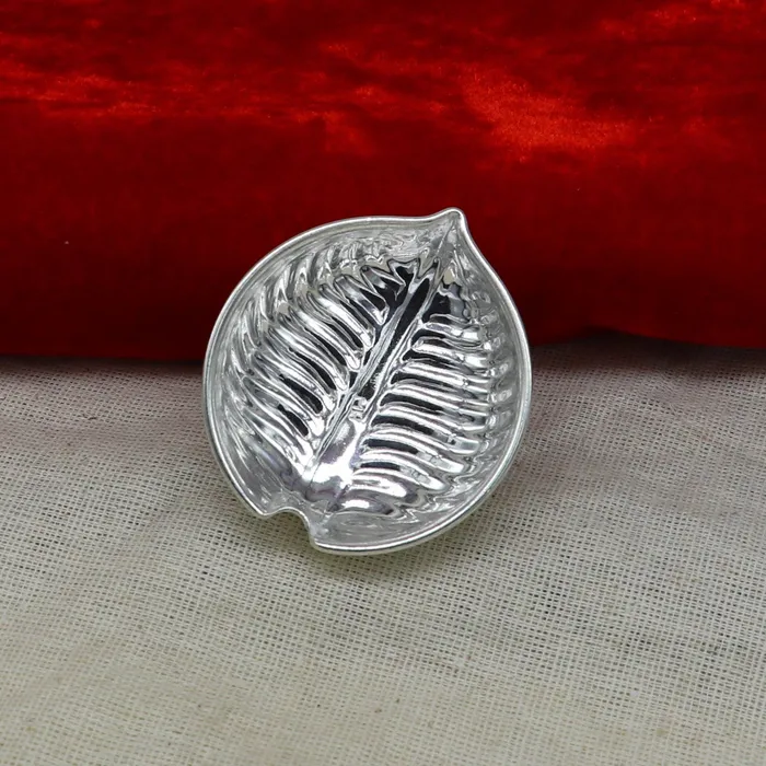 925 sterling silver handcrafted design tilak bowl sindur bowl kesar chandan saffron sandal bowl puja utensils home temple article su175 TRIBAL ORNAMENTS Rings 925 sterling silver handcrafted design tilak bowl sindur bowl kesar chandan saffron sandal bowl puja utensils home temple article su175 TRIBAL ORNAMENTS Rings