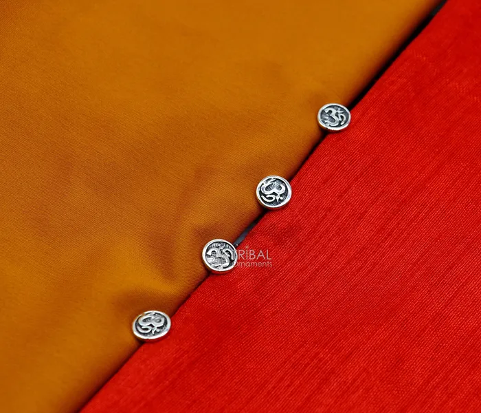 925 Sterling silver handmade gorgeous sign Aum or OM design highquality buttons or cufflinks for kurtas best gifting jewelry btn29 TRIBAL ORNAMENTS Necklaces 925 Sterling silver handmade gorgeous sign Aum or OM design highquality buttons or cufflinks for kurtas best gifting jewelry btn29 TRIBAL ORNAMENTS Necklaces