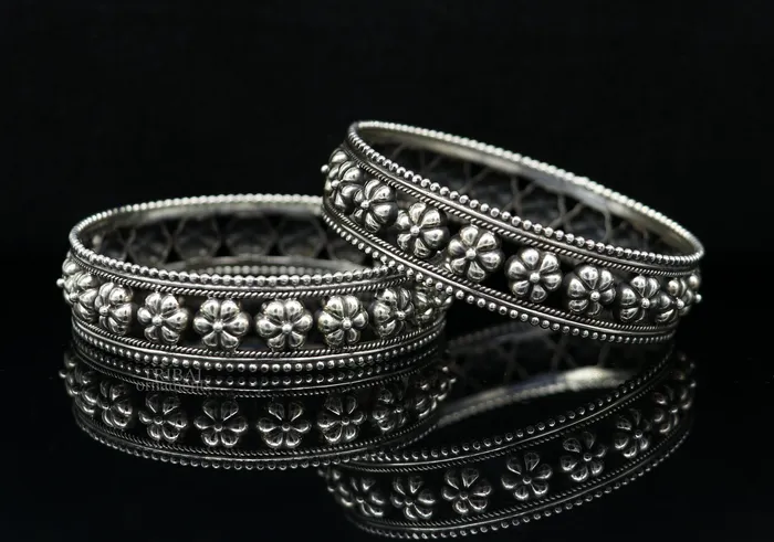 925 sterling silver handmade Gorgeous Vintage floral design bangle bracelet tribal ethnic jewelry best bride gifting jewelry nba333 TRIBAL ORNAMENTS Bracelets