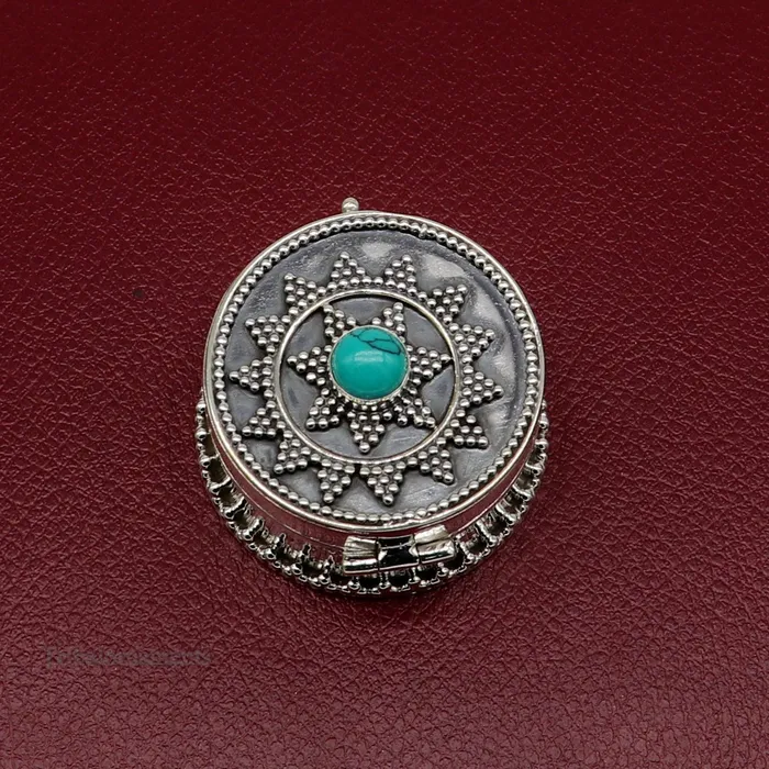 925 sterling silver Stunning Rava work design turquoise stone trinket box Sindoor box brides gift collection silver stunning box stb222 TRIBAL ORNAMENTS Rings