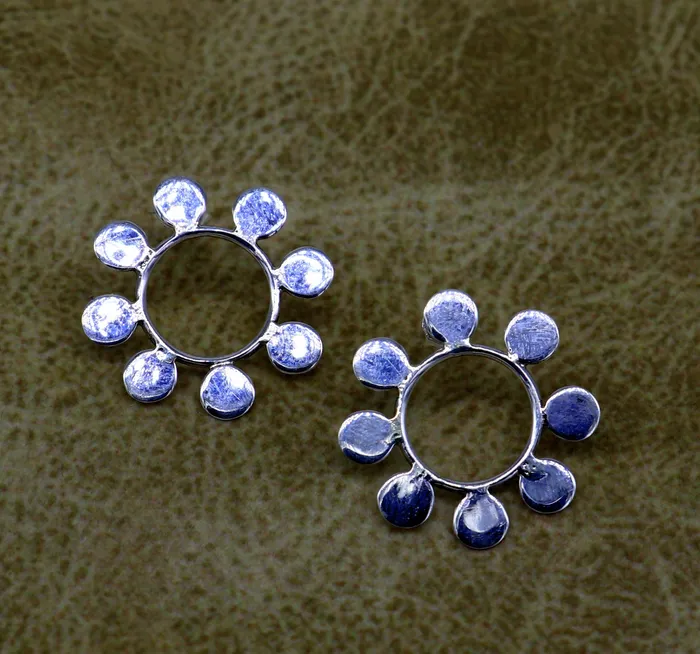 Amazing customized pure e925 sterling silver flower stud earring excellent fancy elegant dainty light weight earrings best gifting ear658 TRIBAL ORNAMENTS Earrings Amazing customized pure e925 sterling silver flower stud earring excellent fancy elegant dainty light weight earrings best gifting ear658 TRIBAL ORNAMENTS Earrings