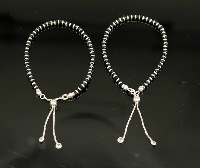 Bracelets TRIBAL ORNAMENTS 7 inches long handmade 925 sterling silver fabulous silver beads black stone charm adjustable customized bracelet for girls gifting sbr171