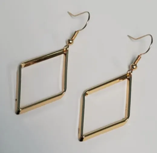 Earrings E31 Gold Hollow Diamond Shaped Earrings POLLY