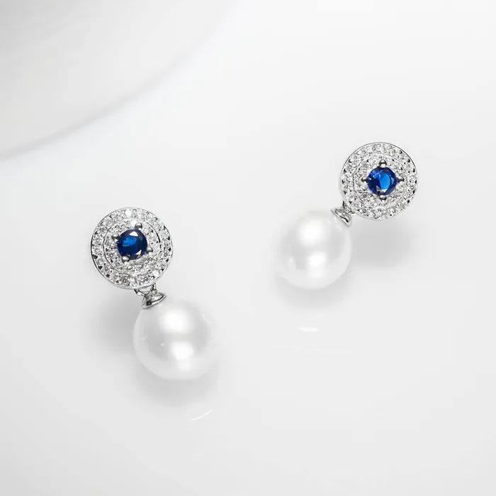 Earrings Ocean Star Freshwater Pearl Earrings WE00046 Pearly Lustre