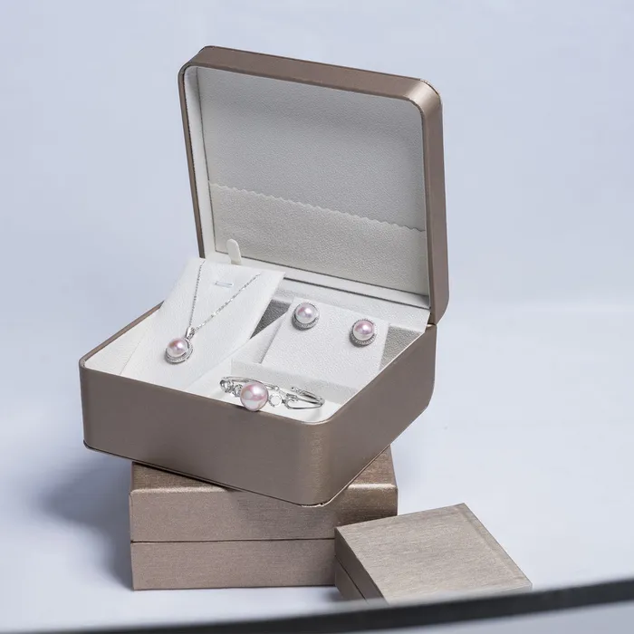 Earrings Pearly Lustre 18K Diamond Edison Mabe Pearl Earrings KE00122 Si Dian Jin