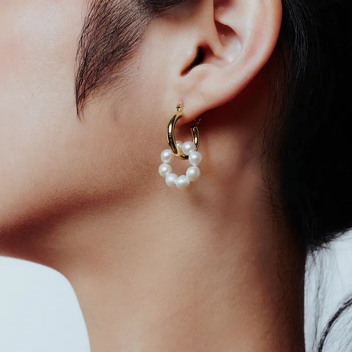 Earrings Pearly Lustre 18K Solid Gold New Yorker Freshwater Pearl Earrings KE00034