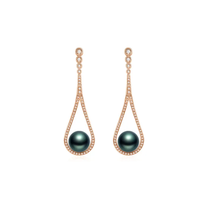 Earrings Pearly Lustre Elegant Tahitian Saltwater Pearl Earrings WE00393