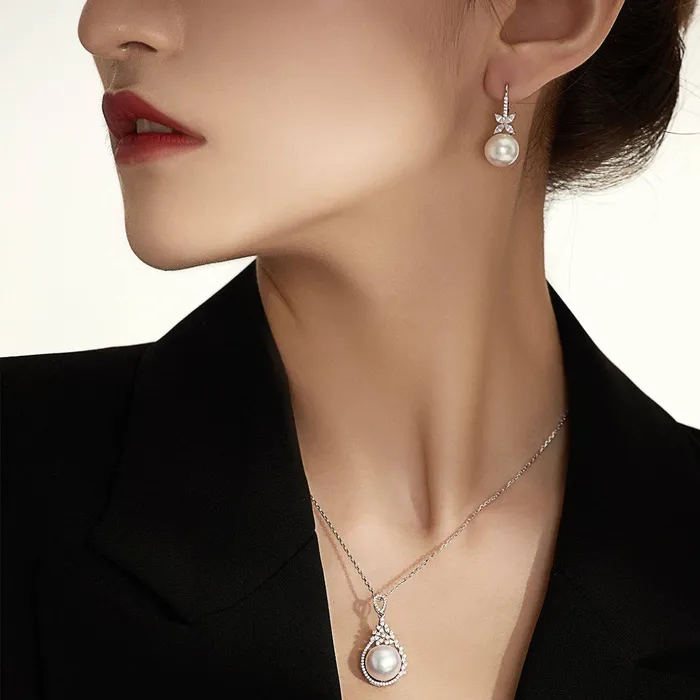Earrings Pearly Lustre Top Grade Edison Pearl 18k solid gold Earrings KE00004 EVERLEAF