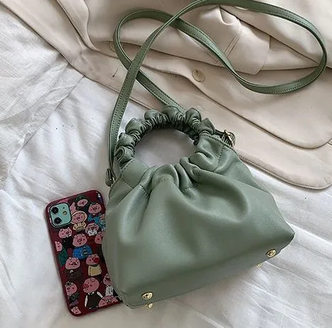 Earrings polly PB97 Sage Green Scrunched Handle Purse