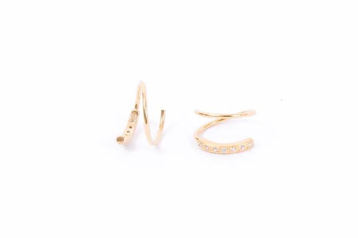 Earrings WANTME Spiral Diamond Hoops