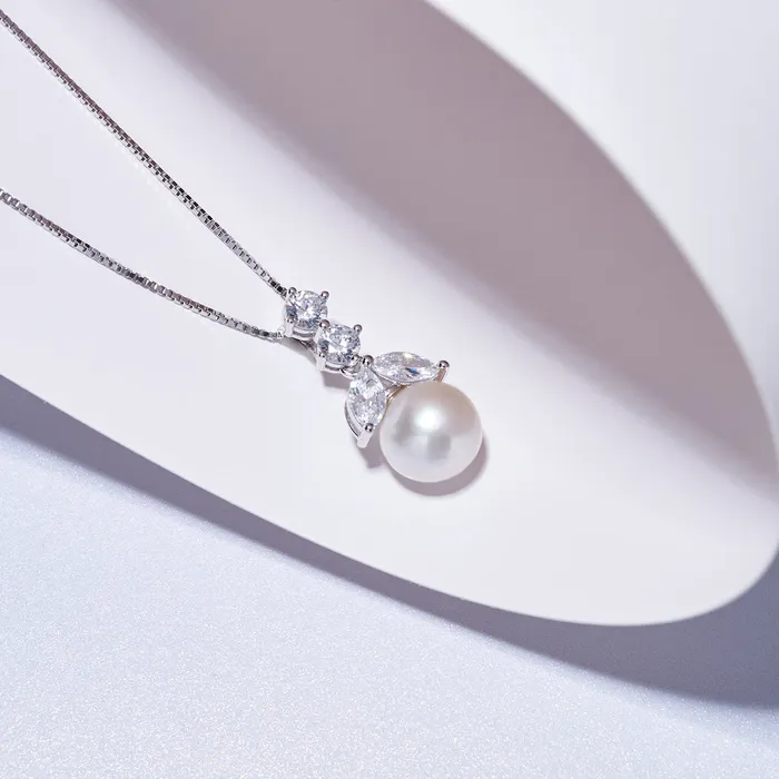 Elegant Freshwater Pearl Necklace WN00314 Pearly Lustre Necklaces