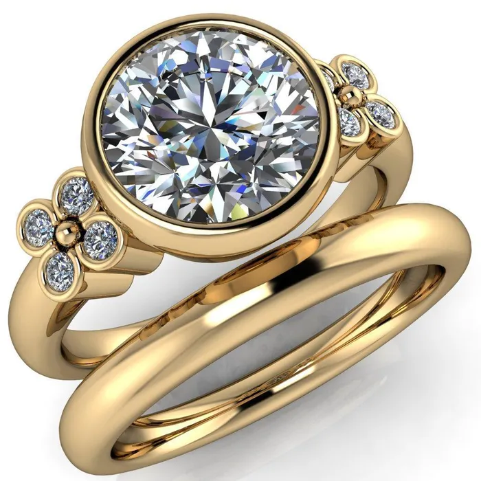 Fire Brilliance Rings Andrea Round Center Stone Full Bezel 4 Lucky Clover Sides Ring